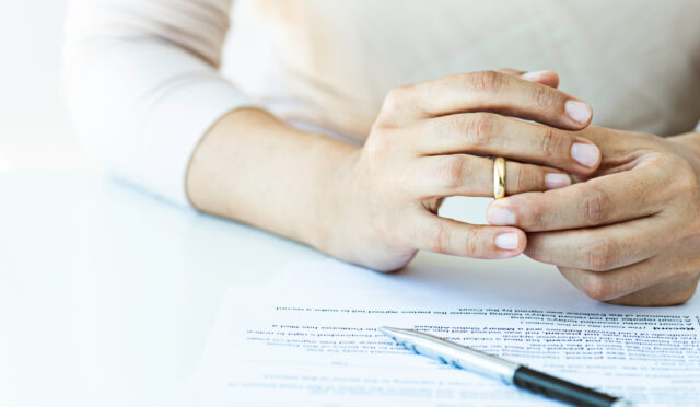 Boşanmış olan kadının mali hakları nelerdir